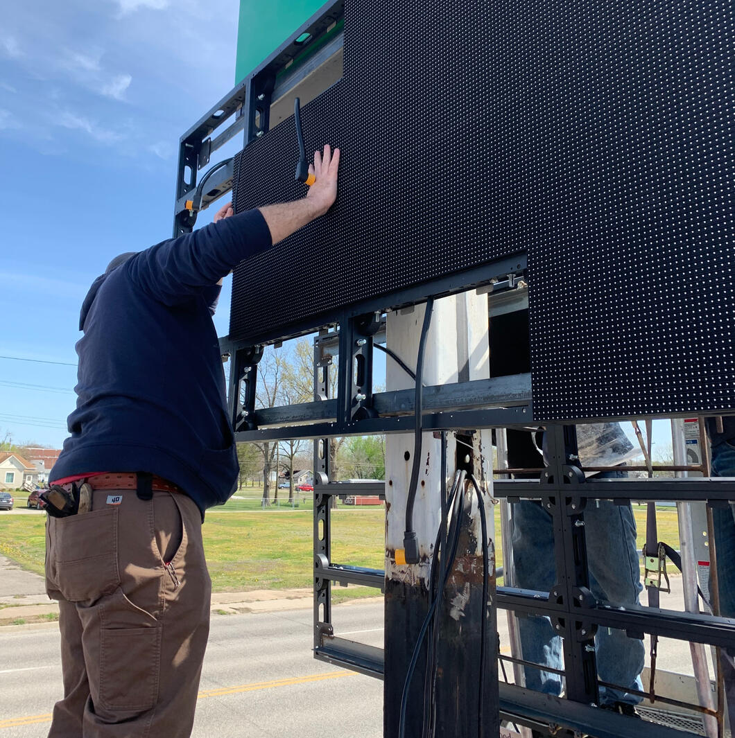 Retrofit to Pole w/ existing top cab